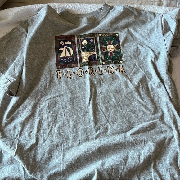 VINTAGE FLORIDA celestial sun‎ boho graphic tshirt - Picture 1 of 5